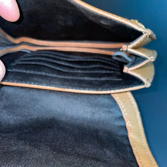 NEW Steve Madden Whipstitch Crossbody Tam Small - Picture 2 of 6